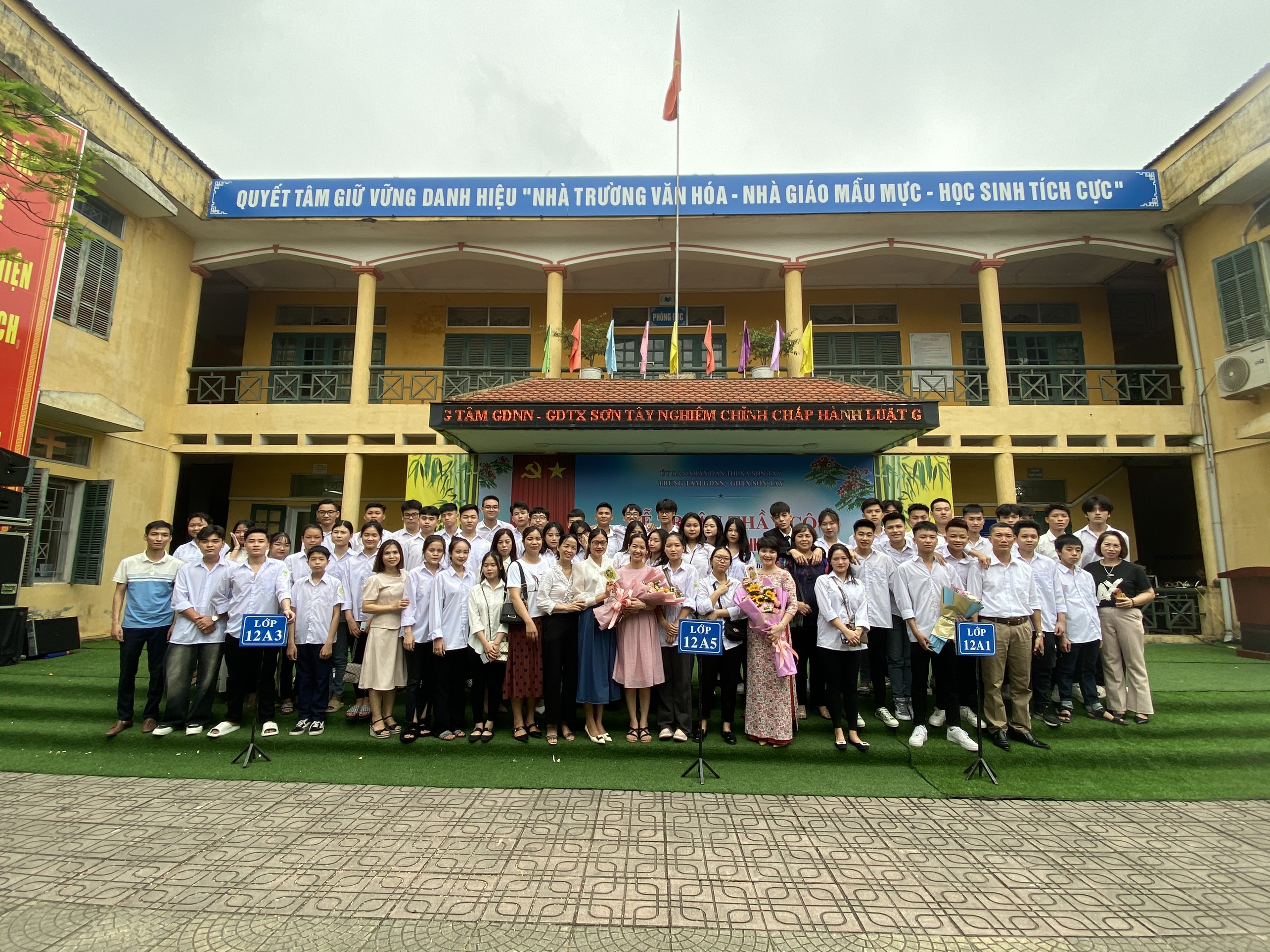 LỄ CHIA TAY HỌC SINH KHỐI 12 (2020-2023)